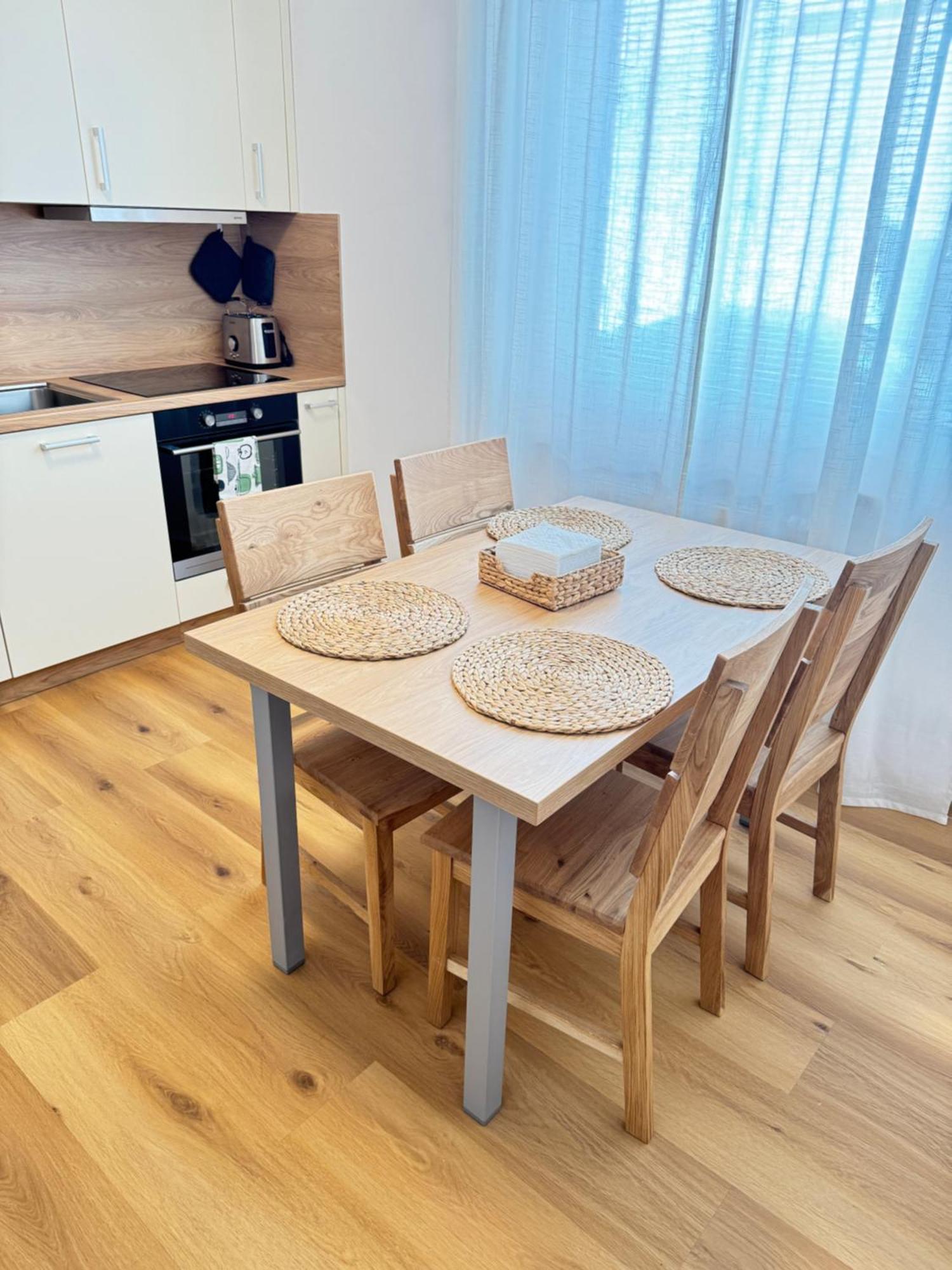Riverside Apartment Praha Dış mekan fotoğraf