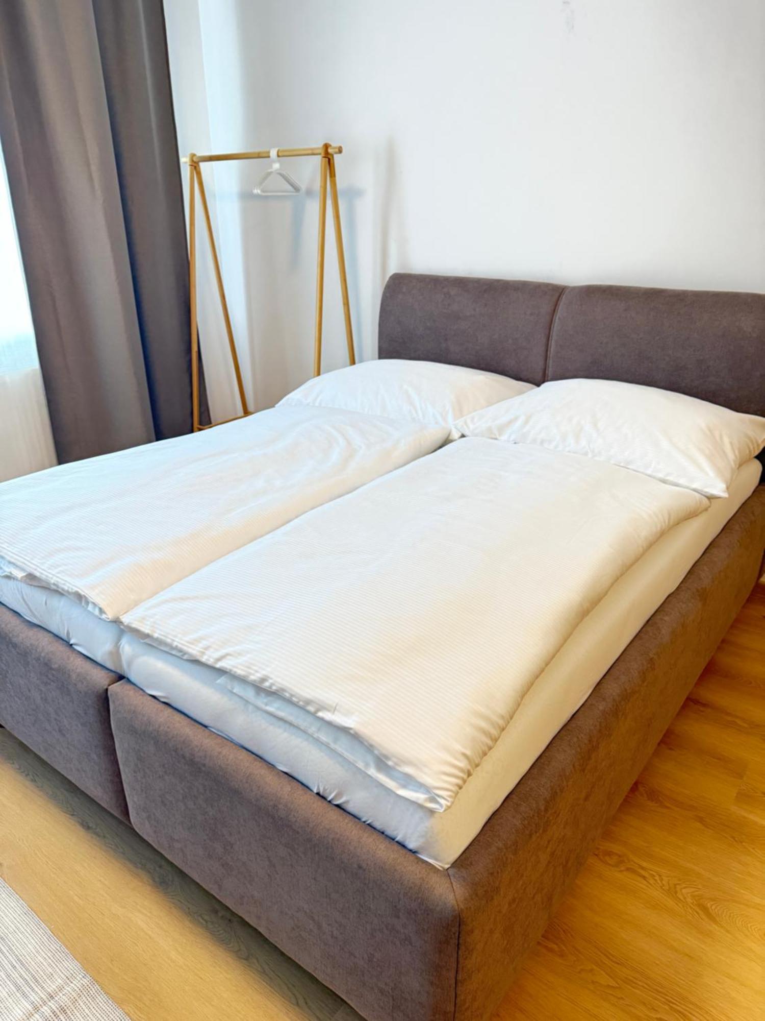 Riverside Apartment Praha Dış mekan fotoğraf