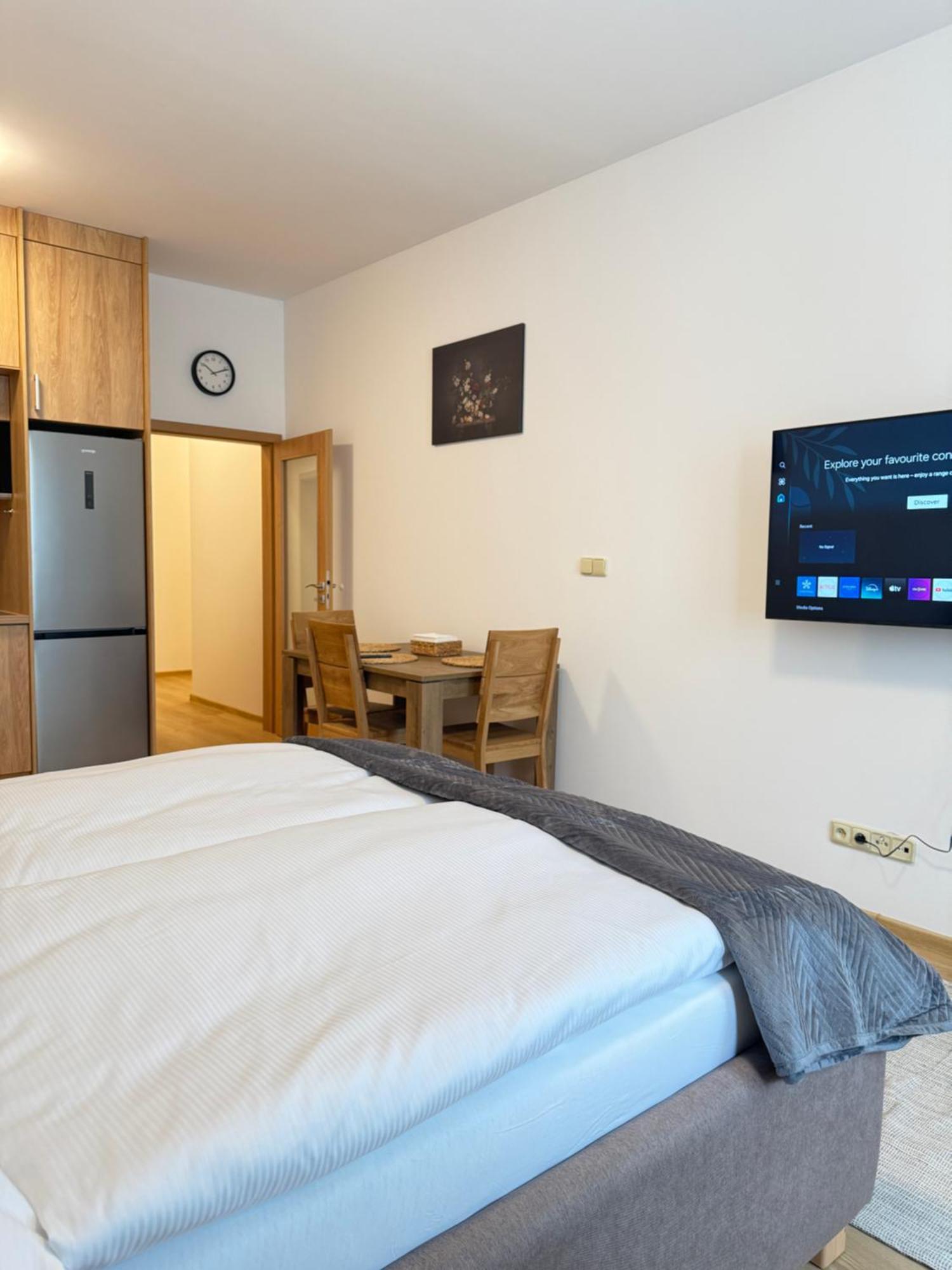 Riverside Apartment Praha Dış mekan fotoğraf