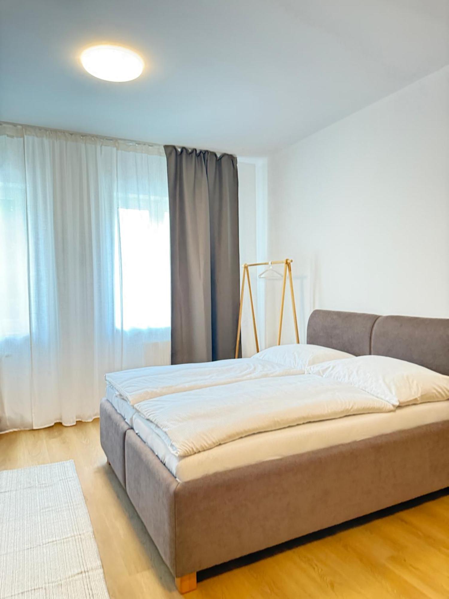 Riverside Apartment Praha Dış mekan fotoğraf